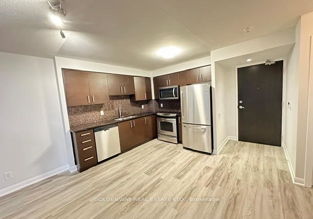 17-anndale-drive-north-york-ontario-c13106494