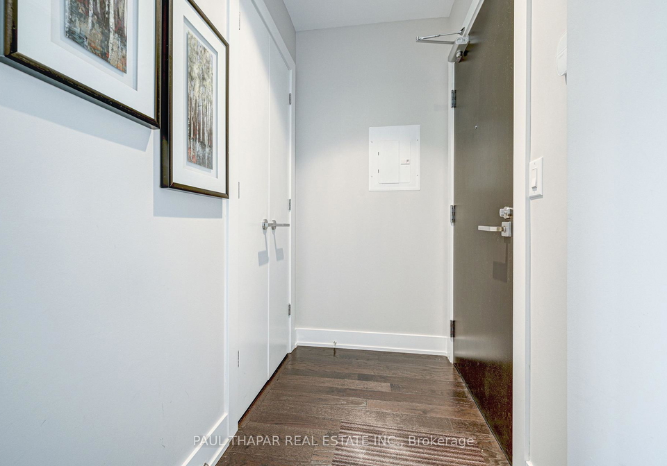 3018-yonge-street-toronto-ontario-c13106614
