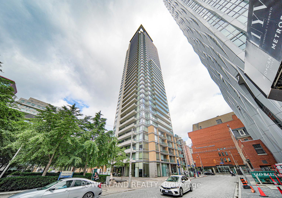 18-yorkville-avenue-toronto-ontario-c13106844