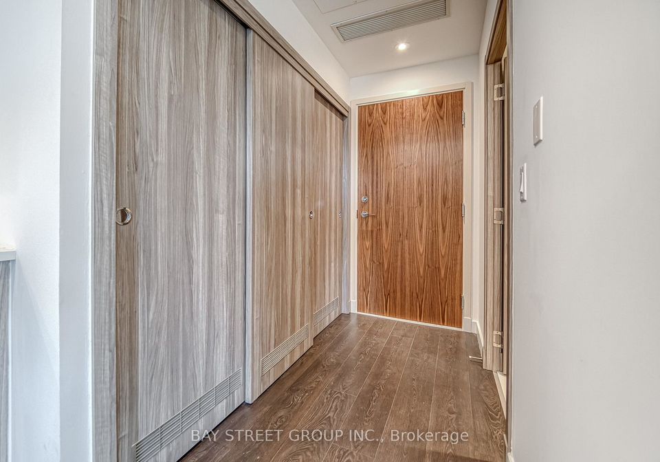 27-mcmahon-drive-north-york-ontario-c13106974