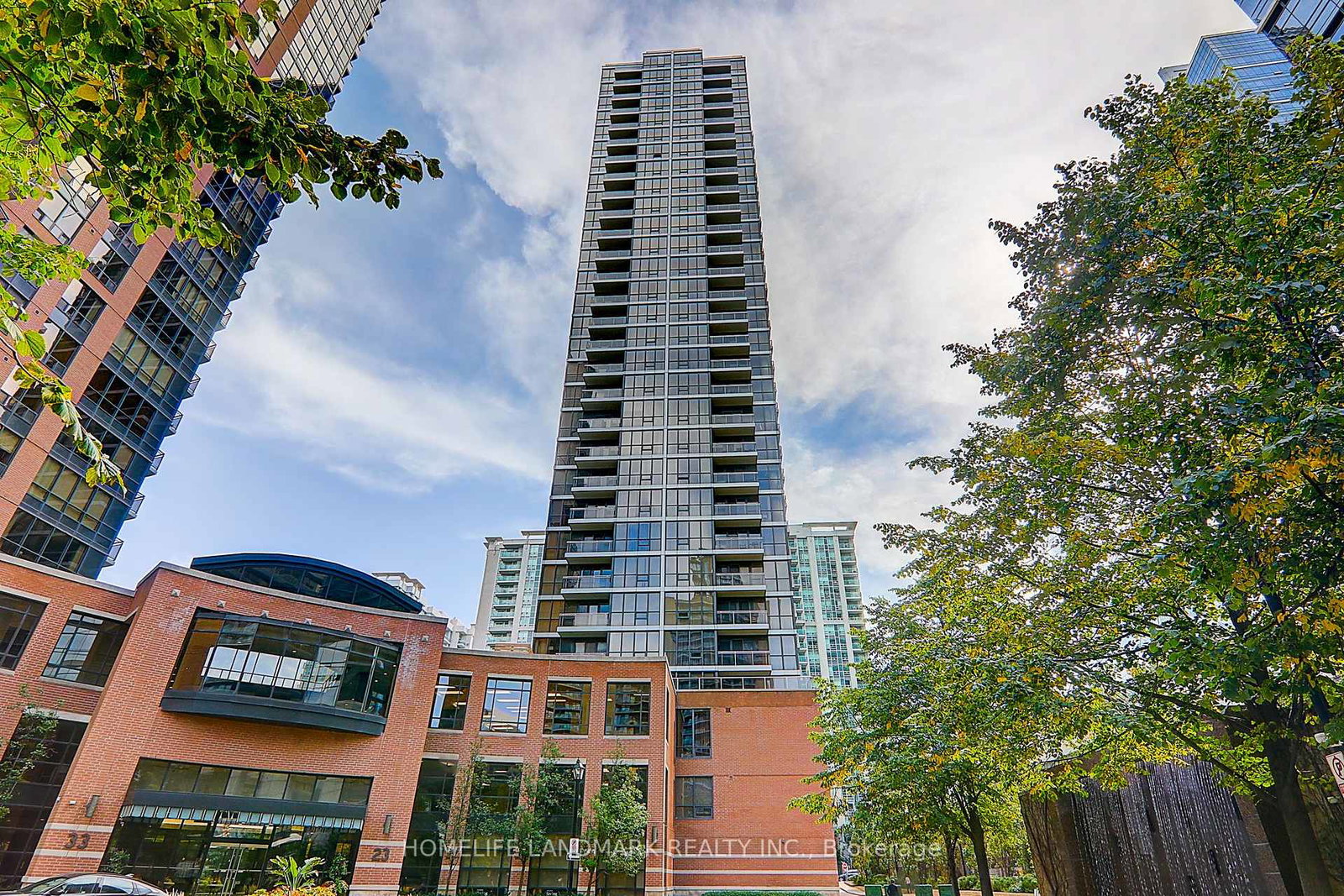 23-sheppard-avenue-e-north-york-ontario-c13107068