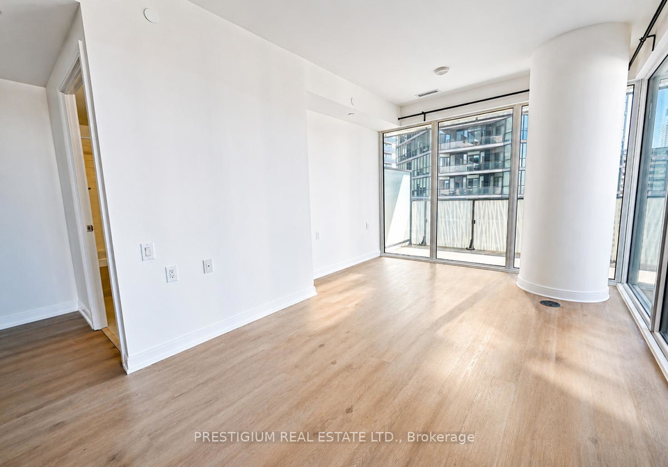 42-charles-street-e-toronto-ontario-c13107126