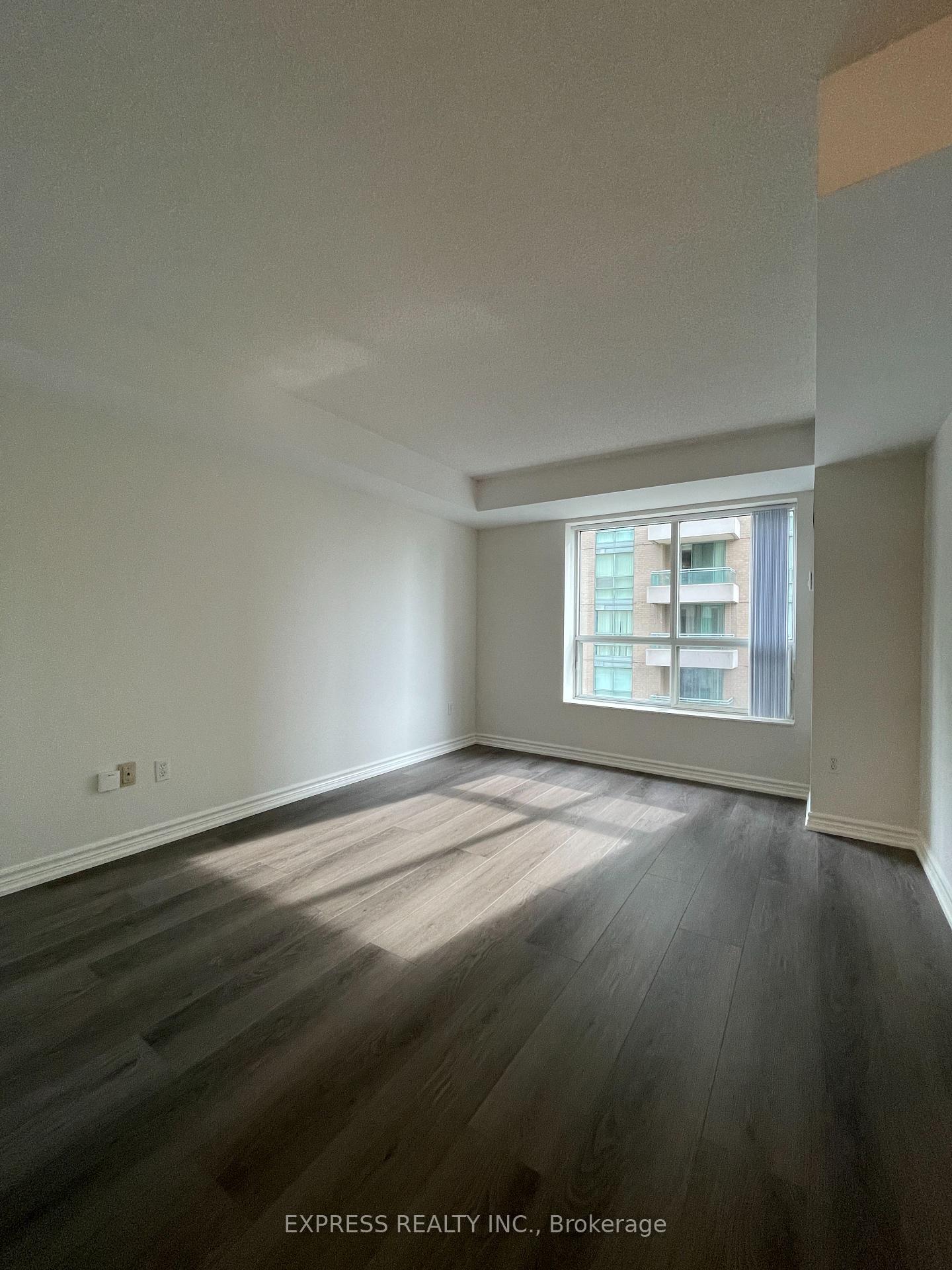29-pemberton-avenue-north-york-ontario-c13107290