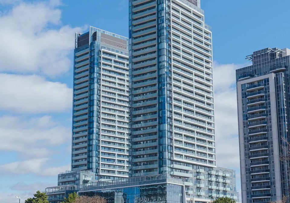 7-golden-lion-heights-north-york-ontario-c13107348