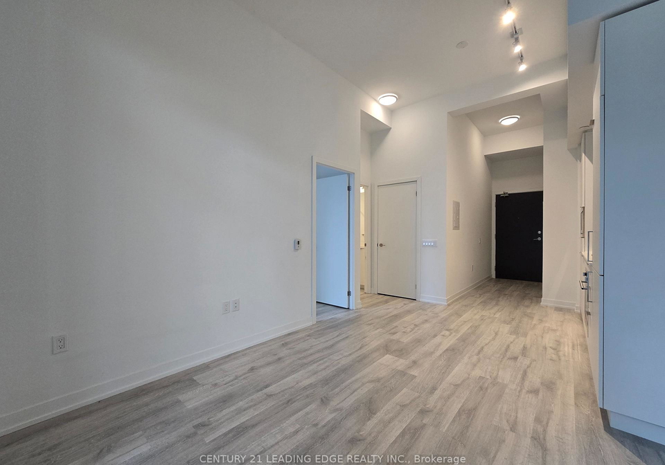 7-golden-lion-heights-north-york-ontario-c13107348