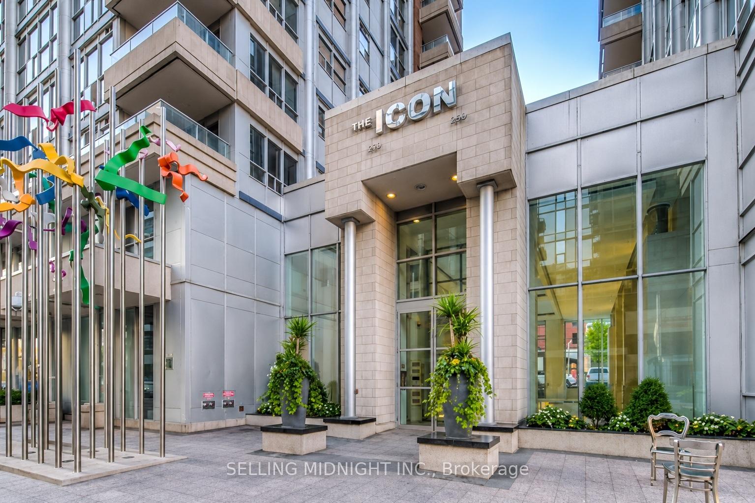 250-wellington-street-w-toronto-ontario-c13107426