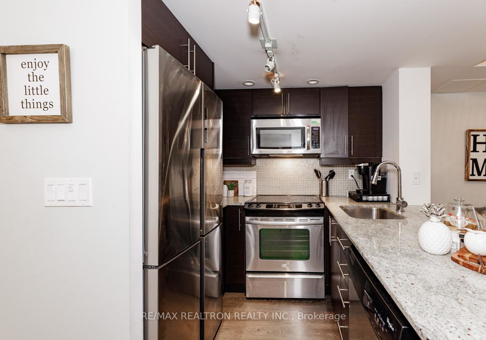 65-east-liberty-street-toronto-ontario-c13107684