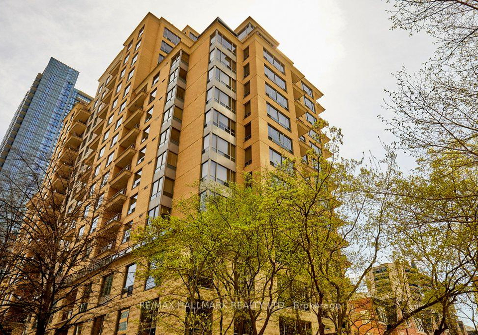 123-eglinton-avenue-toronto-ontario-c13107700