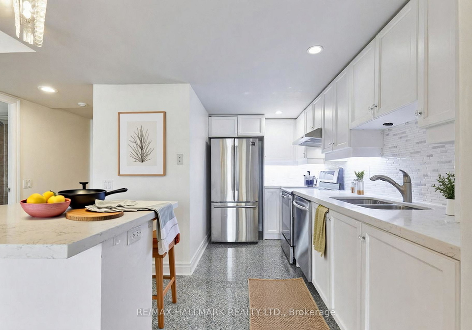 123-eglinton-avenue-toronto-ontario-c13107700