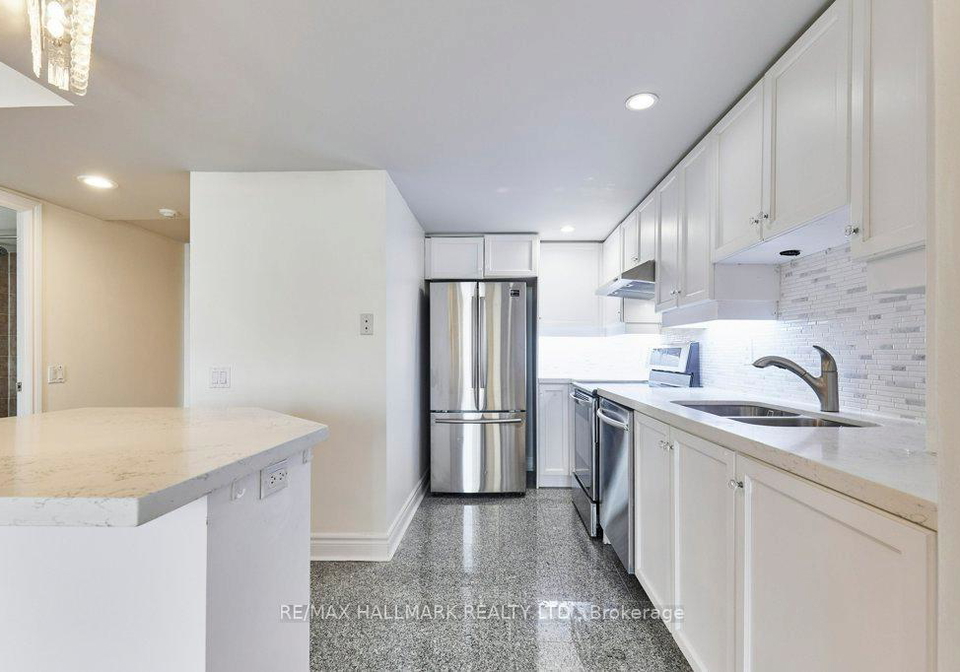 123-eglinton-avenue-toronto-ontario-c13107700