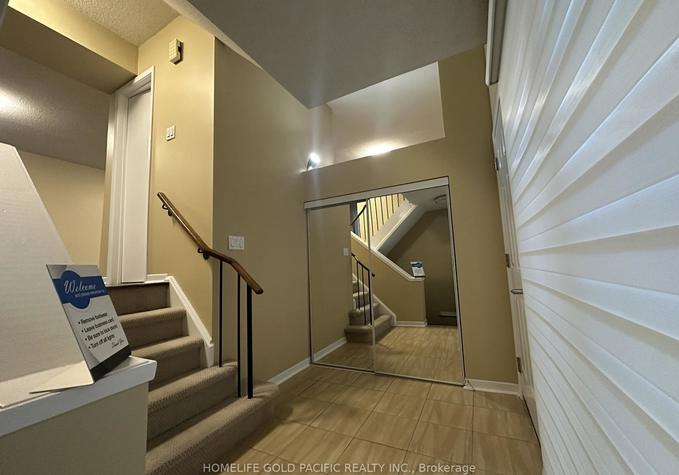 17-protea-gardens-north-york-ontario-c13107802