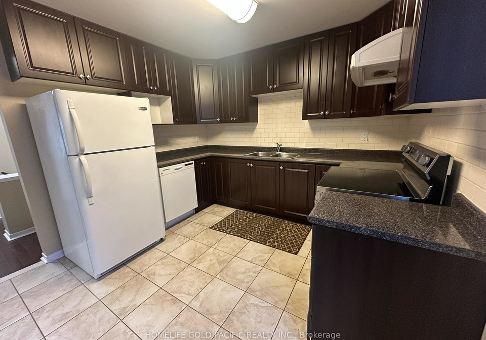 17-protea-gardens-north-york-ontario-c13107802