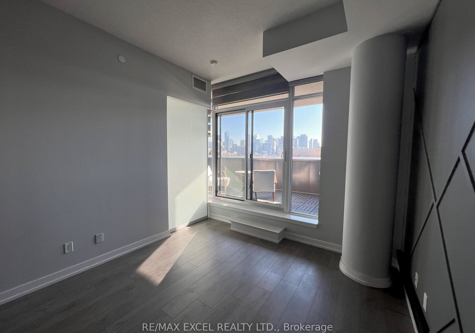 297-college-street-toronto-ontario-c13107876