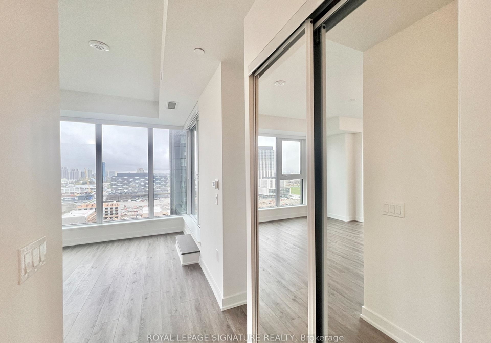 1-quarrington-lane-north-york-ontario-c13107934