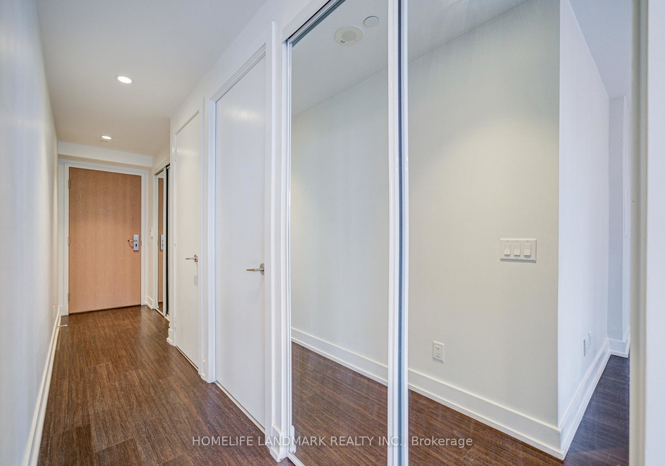 7-grenville-street-toronto-ontario-c13108014