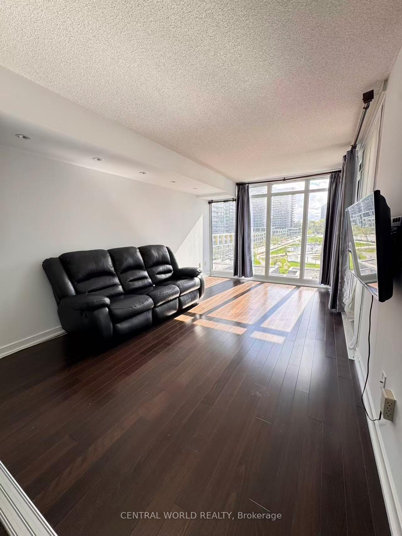 121-mcmahon-drive-north-york-ontario-c13108038