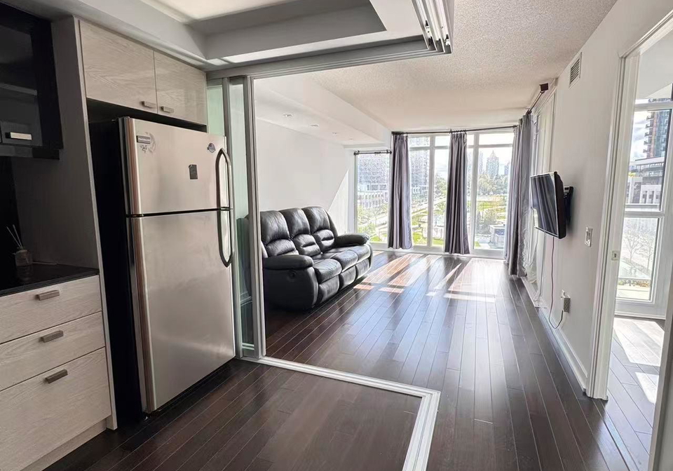 121-mcmahon-drive-north-york-ontario-c13108038