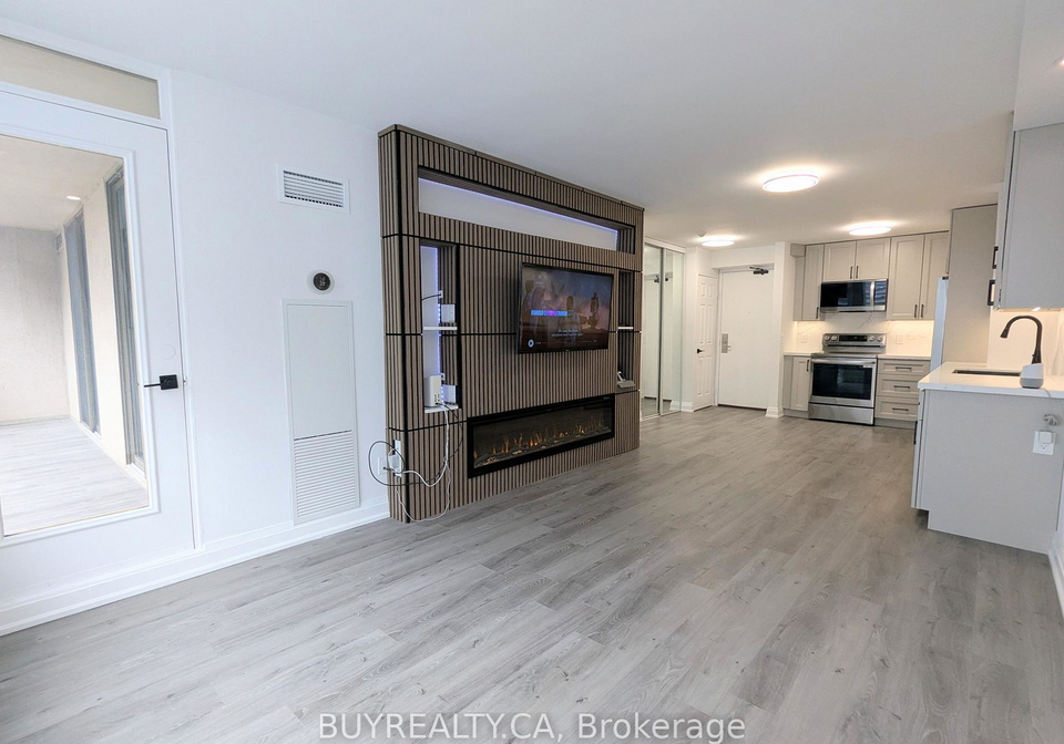 256-doris-avenue-north-york-ontario-c13108112