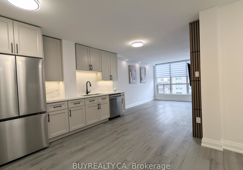 256-doris-avenue-north-york-ontario-c13108112