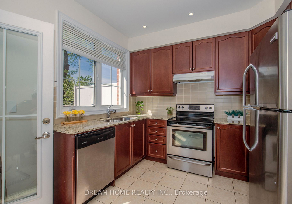 13-slingsby-lane-north-york-ontario-c13108128