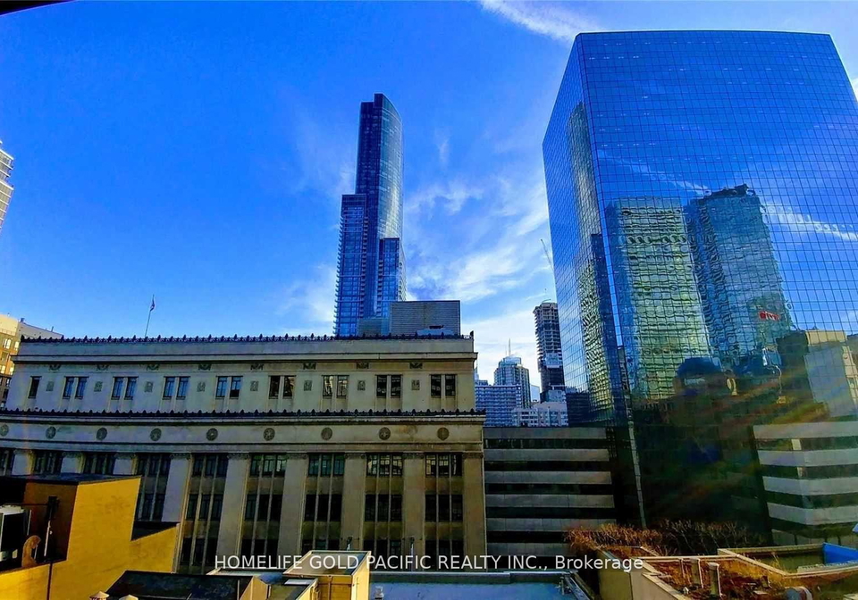 15-grenville-street-toronto-ontario-c13108344