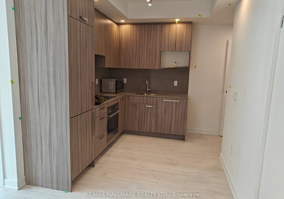 69-curlew-drive-north-york-ontario-c13108388