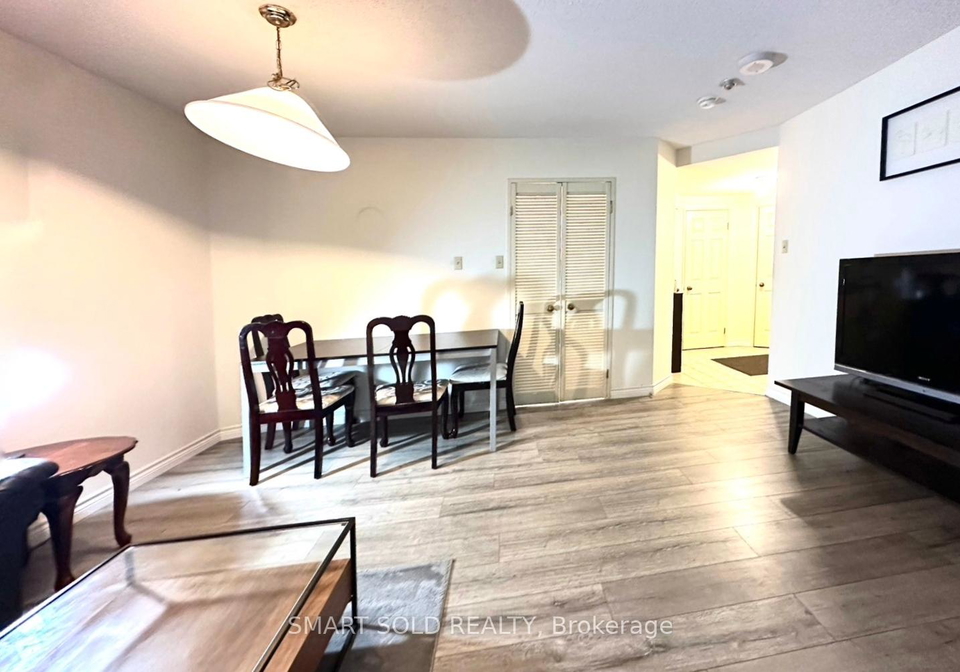 55-centre-avenue-toronto-ontario-c13108398