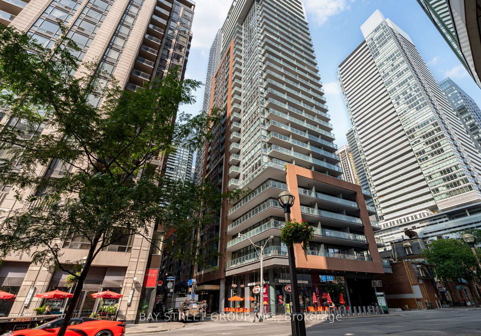 8-mercer-street-toronto-ontario-c13108476