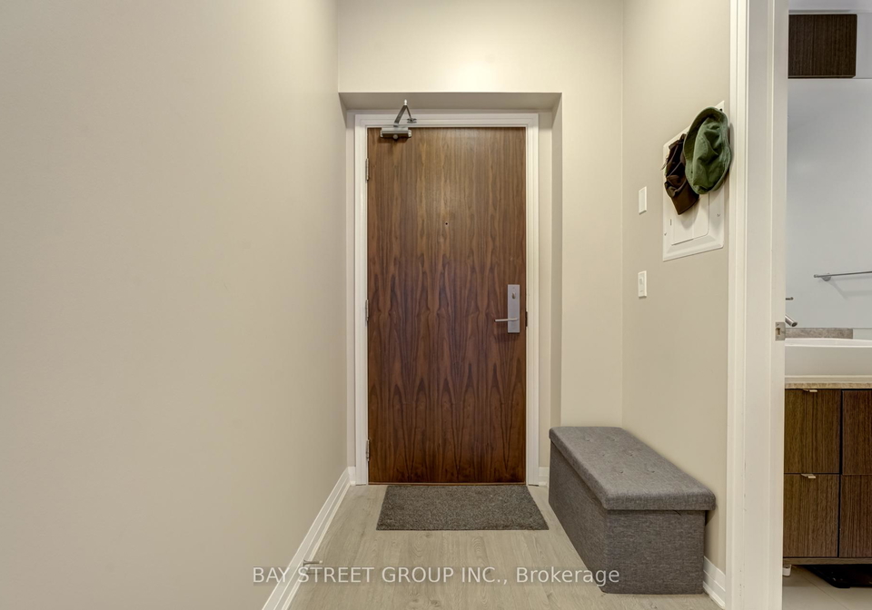 8-mercer-street-toronto-ontario-c13108476