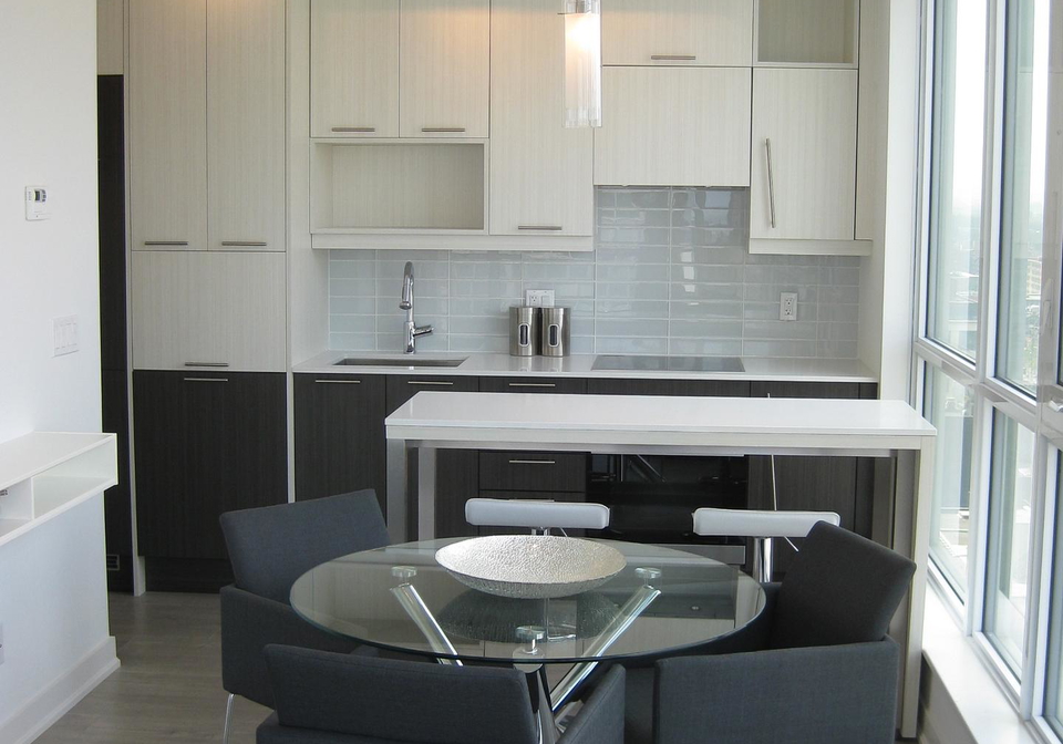 199-richmond-street-w-toronto-ontario-c13108500