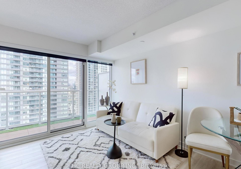 17-bathurst-street-toronto-ontario-c13108706