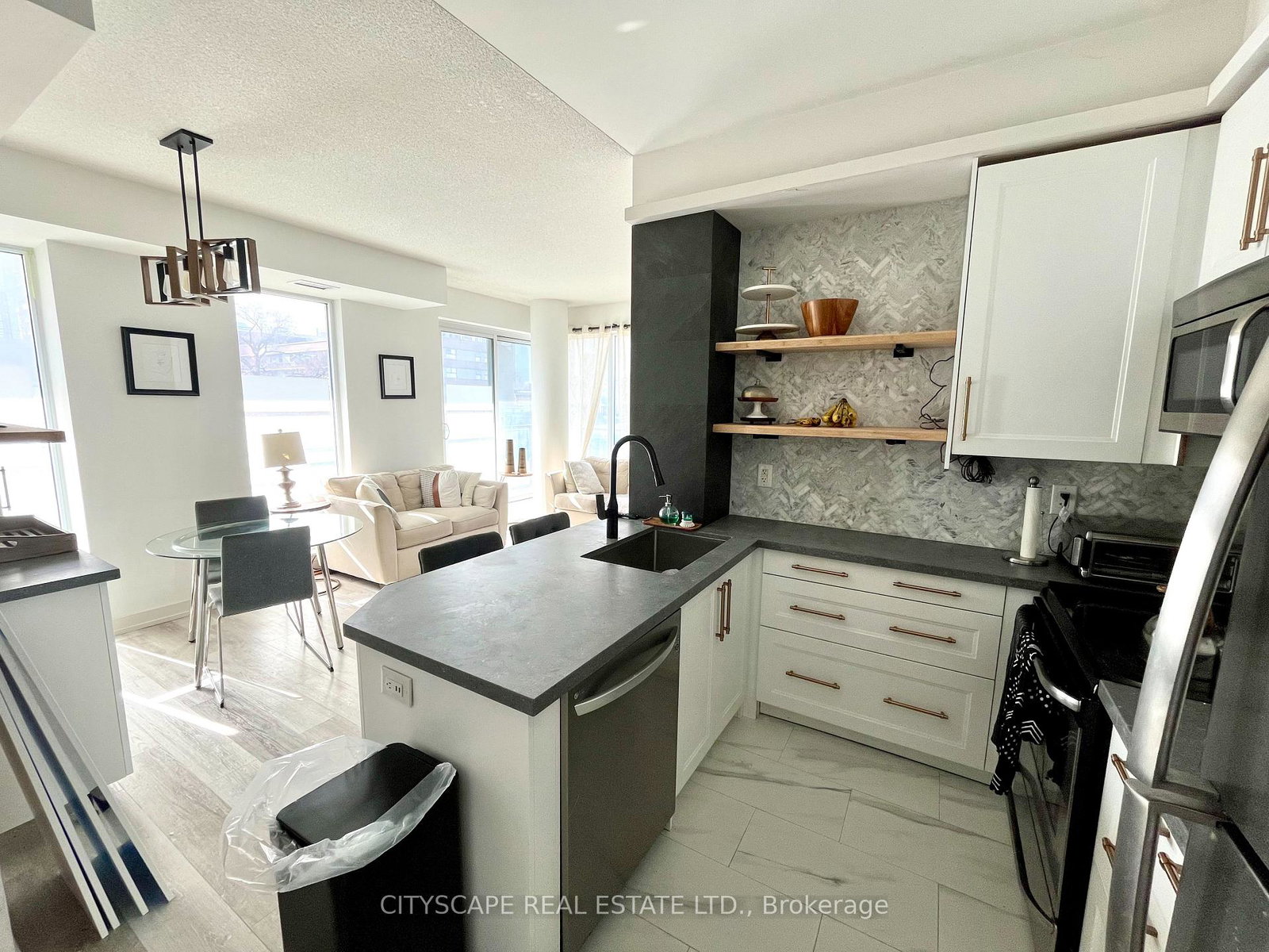 260-sackville-street-toronto-ontario-c13108712