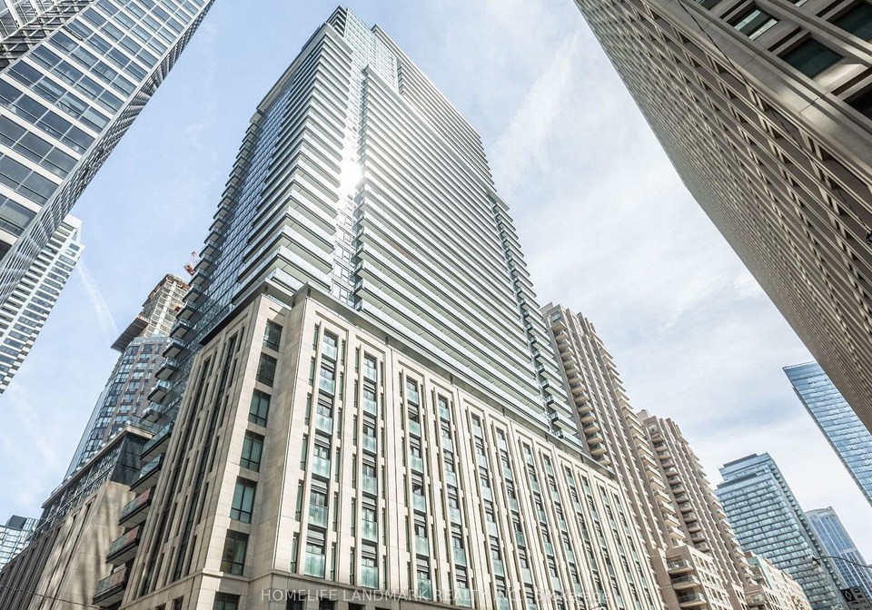 955-bay-street-toronto-ontario-c13108738