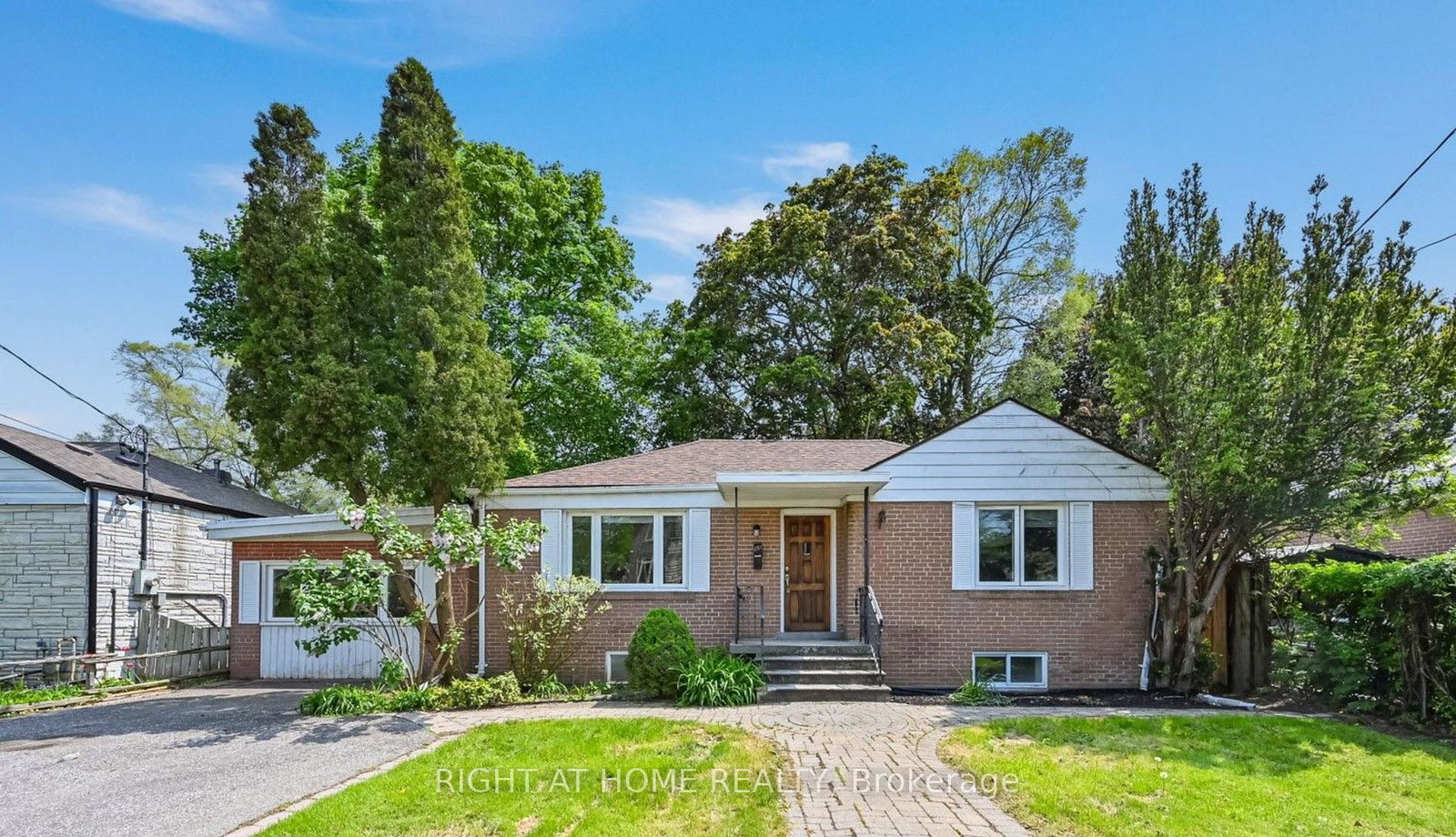 55-verwood-avenue-toronto-ontario-c13108988