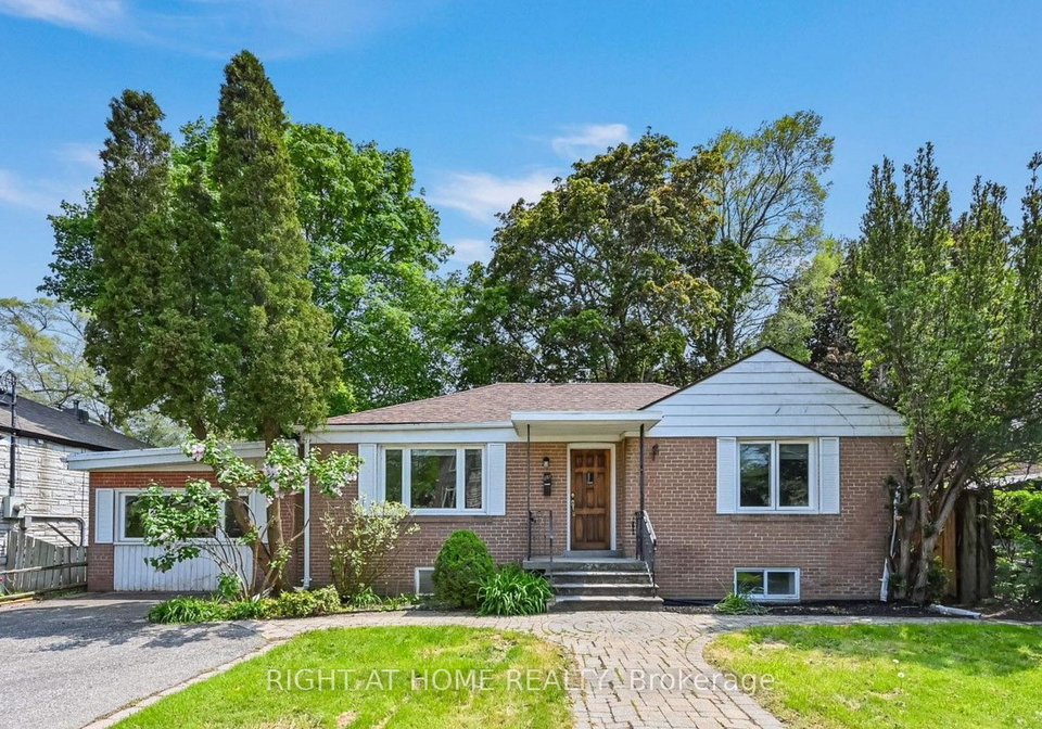 55-verwood-avenue-toronto-ontario-c13108988