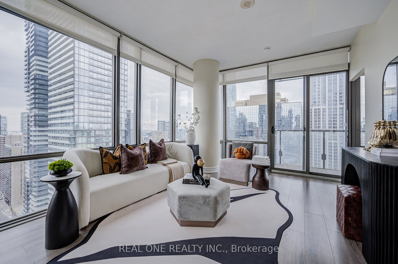38-grenville-street-toronto-ontario-c13109010