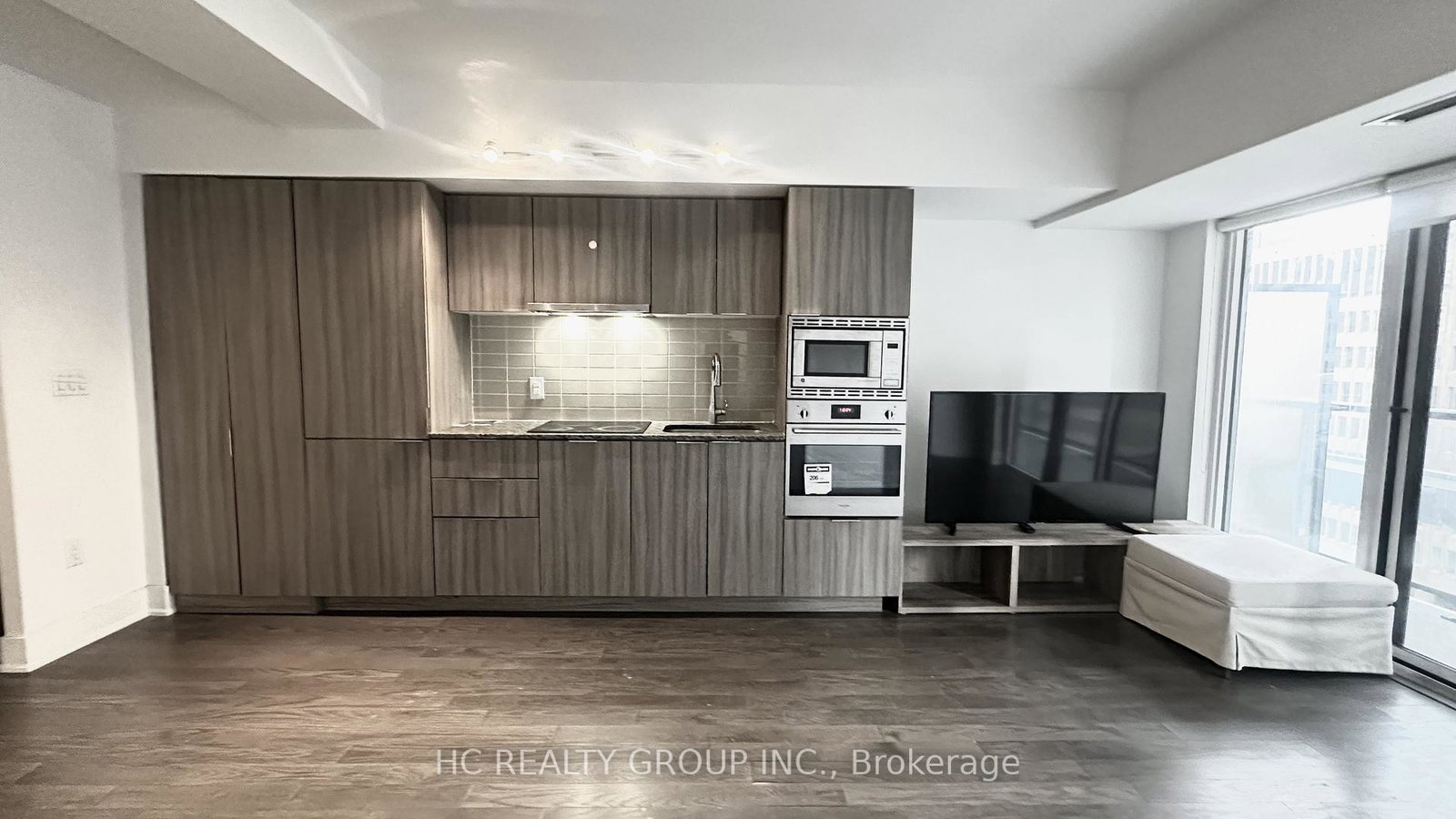 955-bay-street-toronto-ontario-c13109050