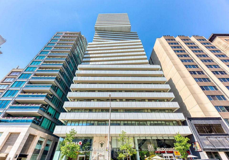 200-bloor-street-w-toronto-ontario-c13109326
