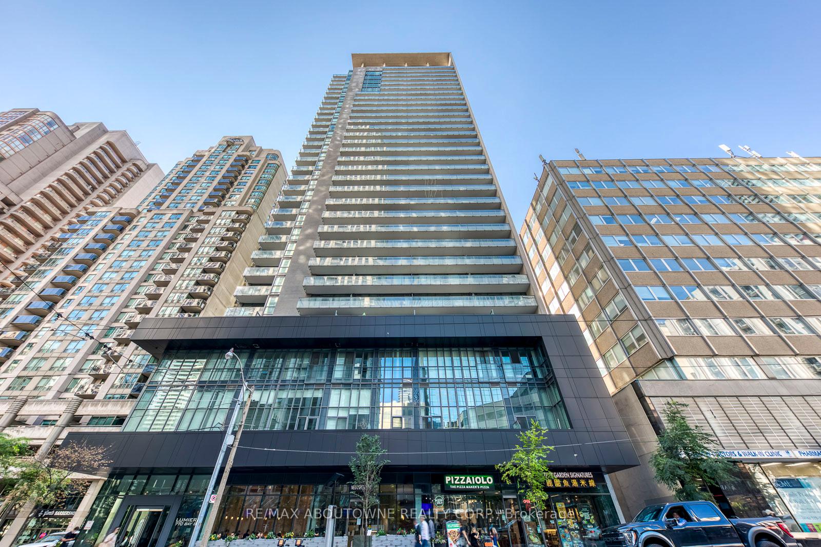 770-bay-street-toronto-ontario-c13109332