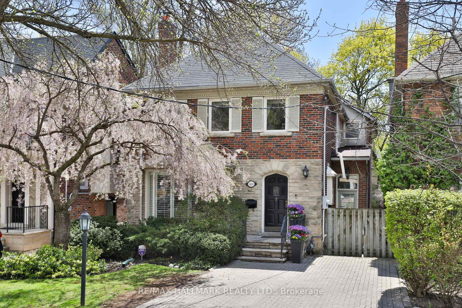 569-briar-hill-avenue-toronto-ontario-c13109530