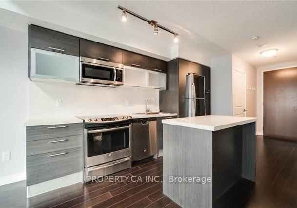 386-yonge-street-toronto-ontario-c13109772