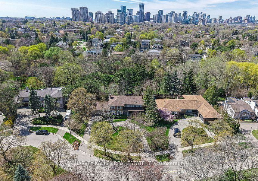 38-fifeshire-road-north-york-ontario-c13109790