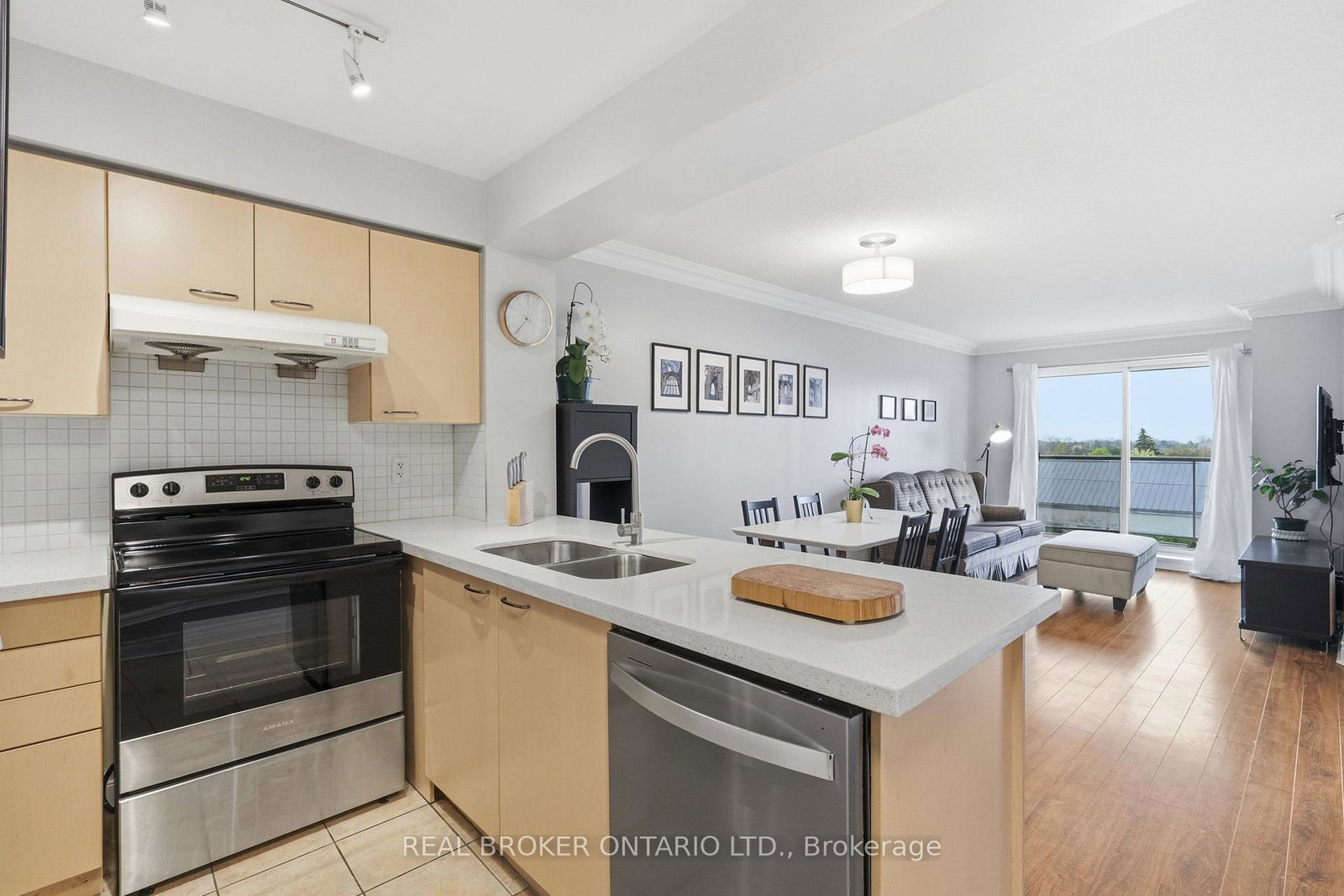 2-clairtrell-road-north-york-ontario-c13109970