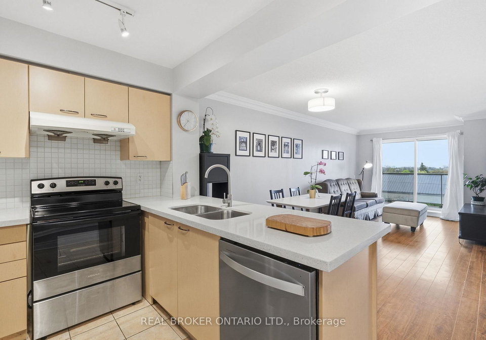 2-clairtrell-road-north-york-ontario-c13109970