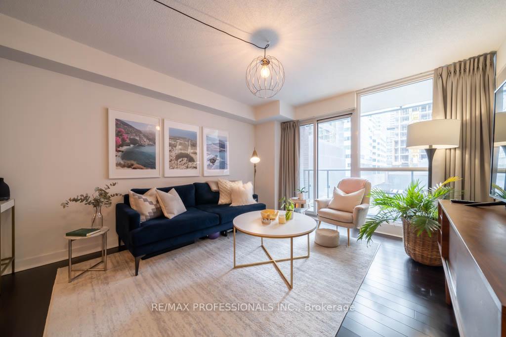 295-adelaide-street-w-toronto-ontario-c13110202