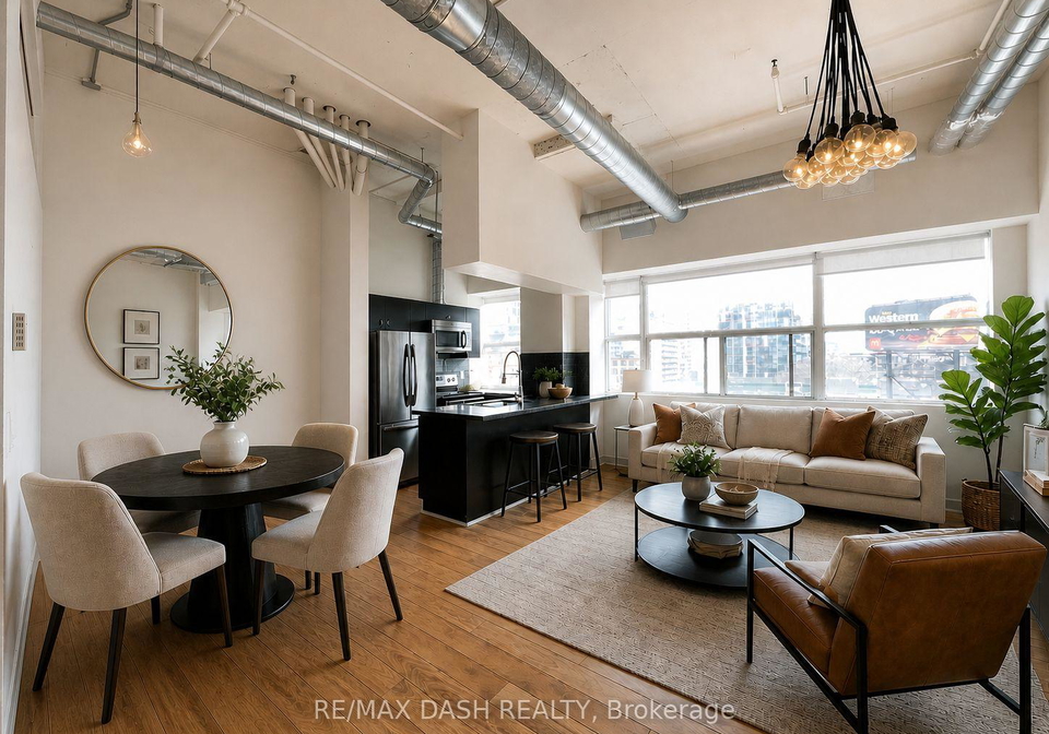700-king-street-w-toronto-ontario-c13110438