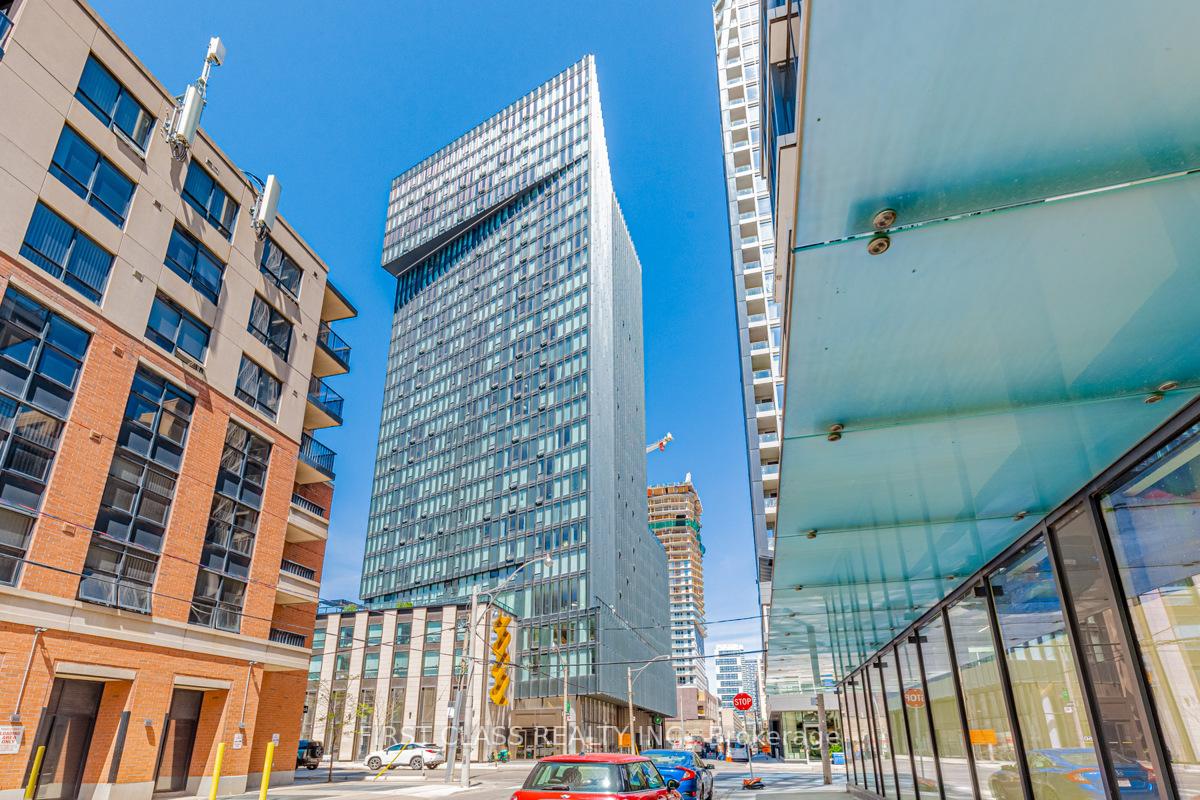60-shuter-street-toronto-ontario-c13110534
