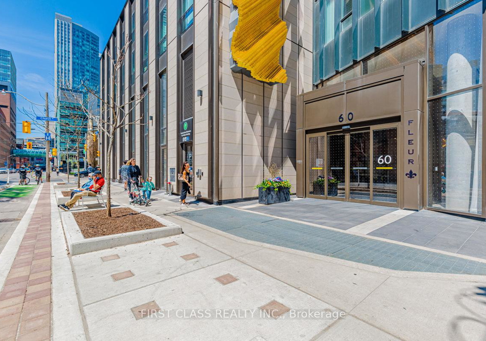60-shuter-street-toronto-ontario-c13110534