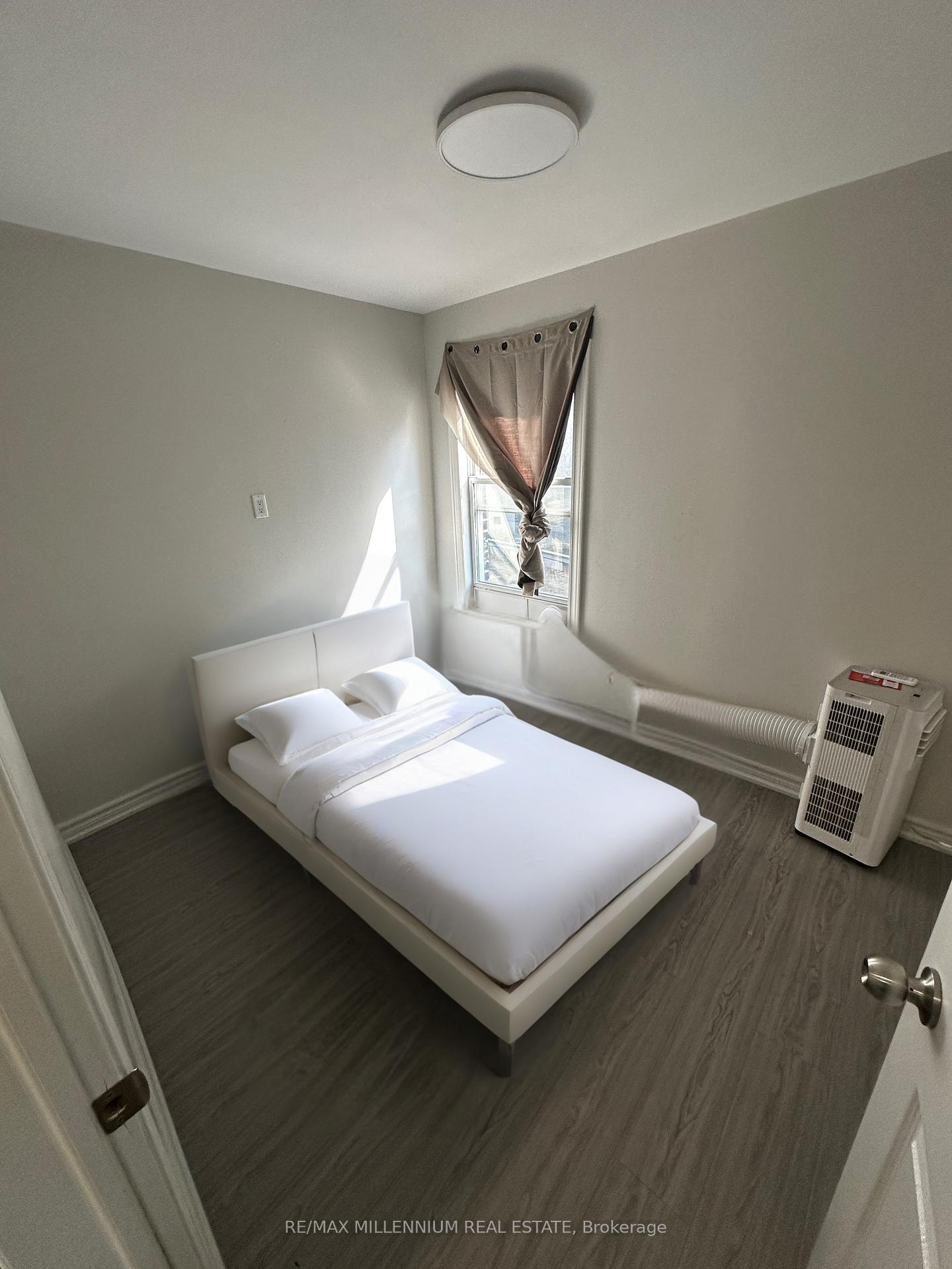 25-howard-street-toronto-ontario-c13110634