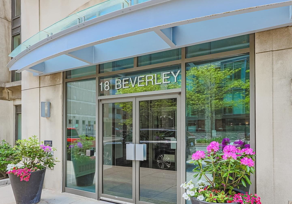 18-beverley-street-toronto-ontario-c13110800
